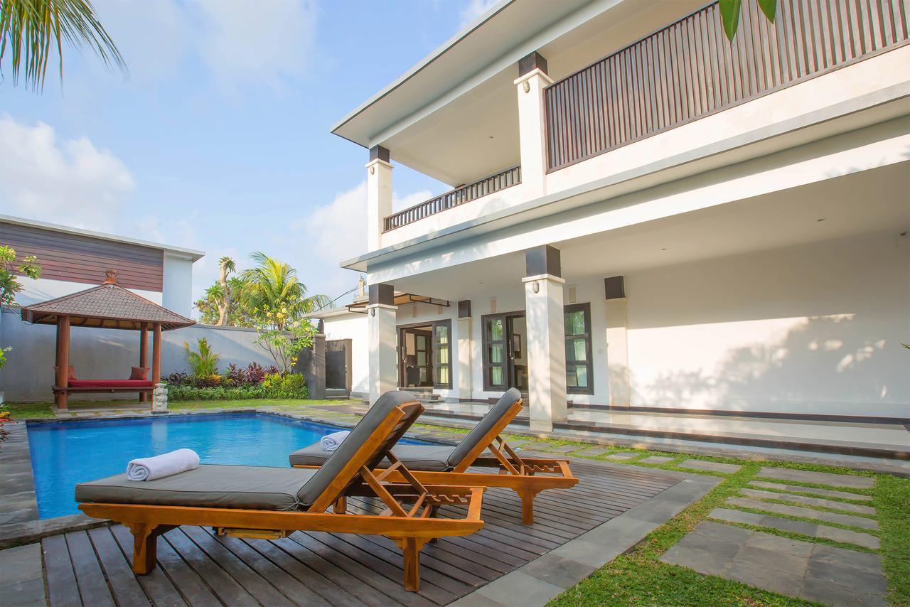 La Villais Kamojang Hotel Seminyak Esterno foto